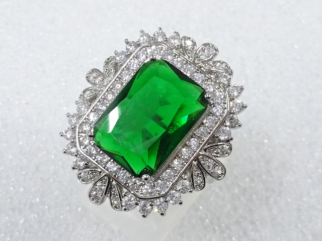 Japanese Kimono / Antique Accessories Metal